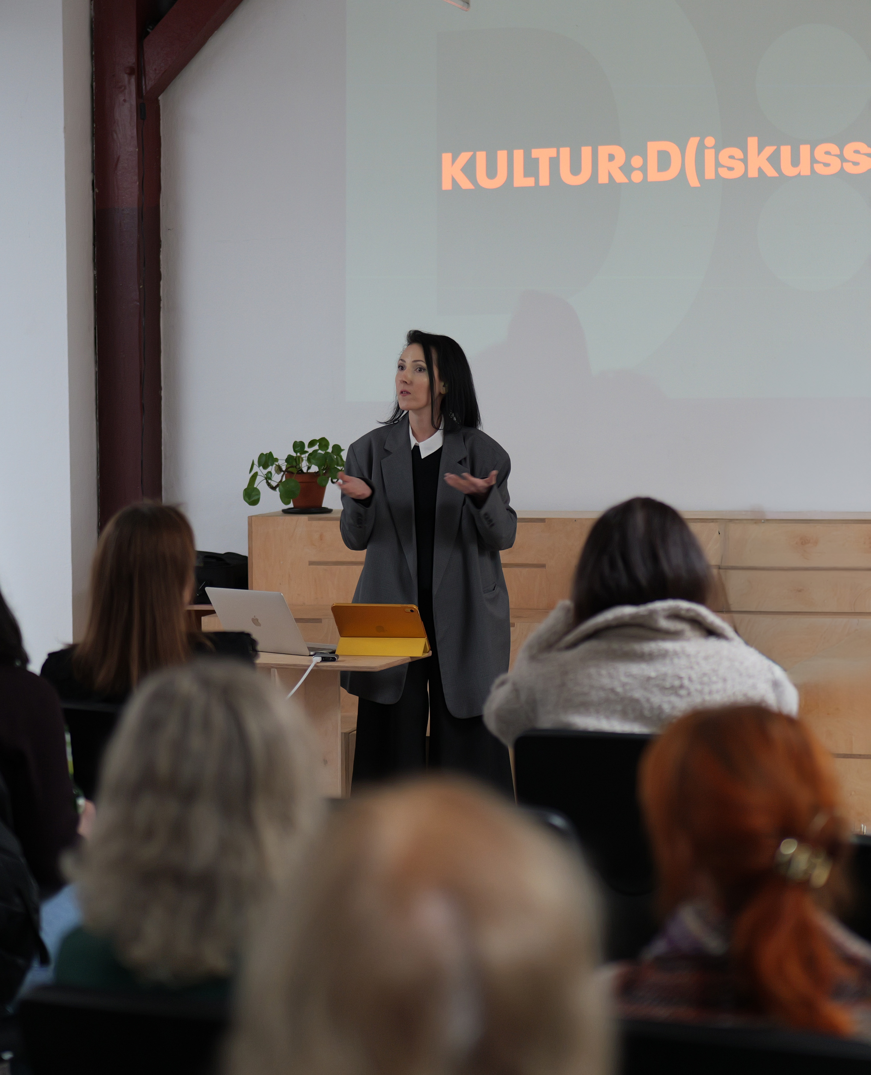 Museumührung, KULTUR:A